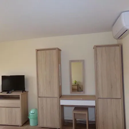 Guest house Hold-on