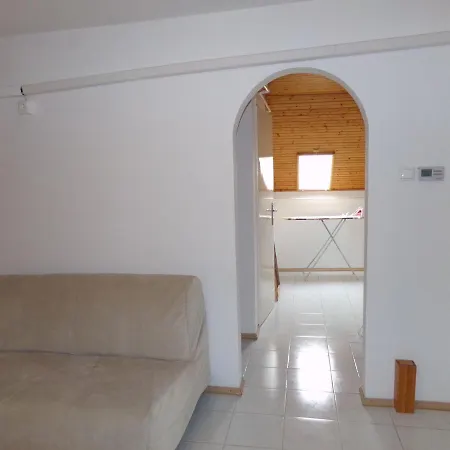 Hold-on Guest house Gyula